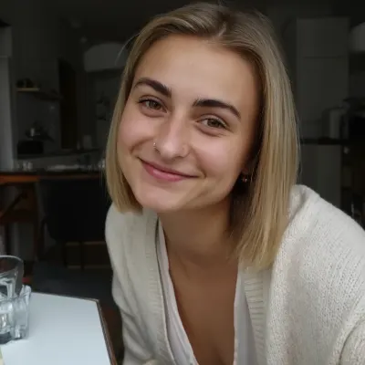 Яна